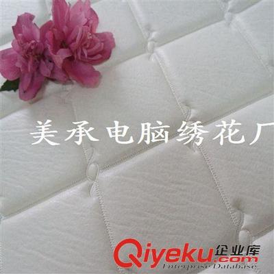 装饰皮革 工厂大量生产白色电脑绣线皮革 海绵移门皮革图片|装饰皮革 工厂大量生产白色电脑绣线皮革 海绵移门皮革产品图片由义乌市美承电脑绣花厂公司生产提供-